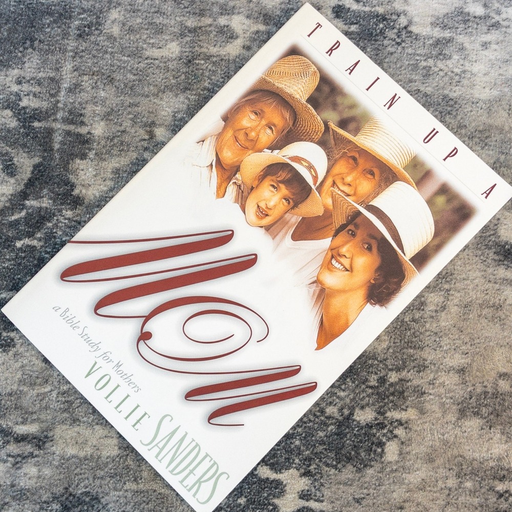 Train Up a Mom Vollie Sanders A Bible Study for Mothers NavPress NEW